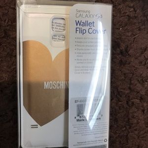 Samsung Galaxy S5 Moschino Wallet Flip Cover White